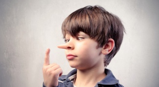 Почему ребенок лжет и как это определить