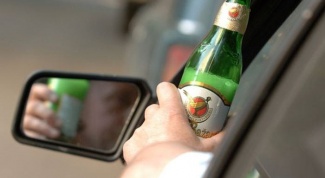 Можно ли пить безалкогольное пиво за рулем
