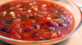 How to cook a delicious soup of red beans