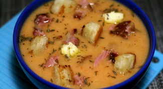 Гороховый суп с чесночным маслом