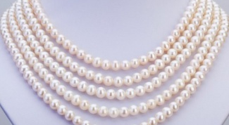 How much does natural pearls