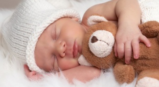 Сколько обычно спит новорожденный ребенок