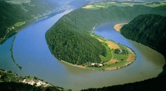 Сколько притоков у Дуная