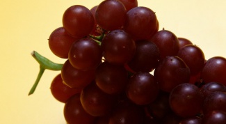 Как получить свежий сок винограда
