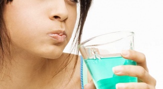 Лейкоплакия полости рта: симптомы, диагностика и лечение