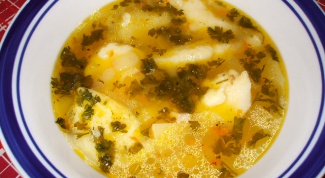 Как приготовить вкусный куриный суп с клецками 