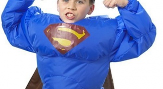 Как выбрать и купить костюм супер-героя для ребенка
