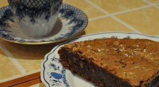 Влажный шоколадный пирог с оливковым маслом