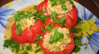 Stuffed peppers: 5 options of toppings