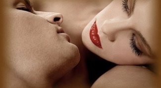 Мешает ли губная помада при поцелуе