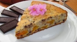 Пирог с добавлением шоколада и мандаринов