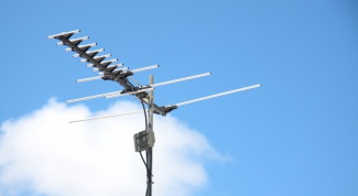 How to make a TV antenna from scrap vehicles