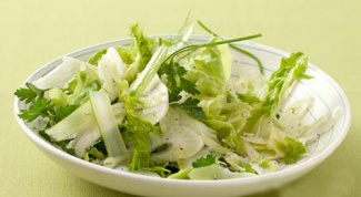 Как приготовить салат из фенхеля и сельдерея
