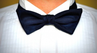 How to sew a bow tie