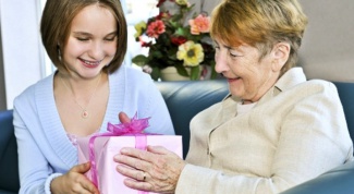 How to congratulate grandma happy birthday