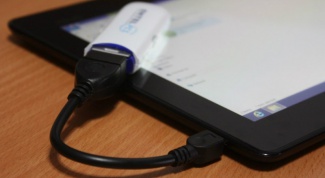 How to connect a USB flash drive to the tablet
