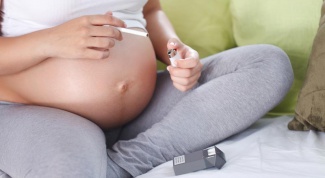 Чем опасно курение во время беременности