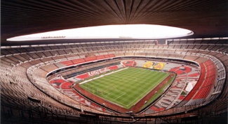 Какой спортивный стадион самый большой в мире