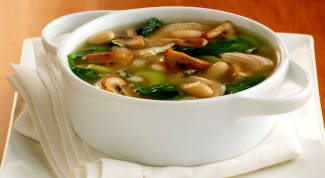 Как приготовить лапшичный суп с грибами
