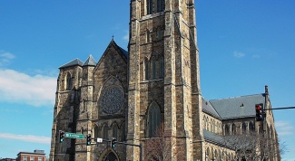 Собор Святого Креста в Бостоне: история строительства