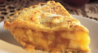 Как приготовить простой яблочный пирог 