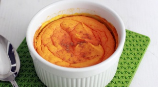 Как приготовить диетическое суфле на пару из яблок и моркови
