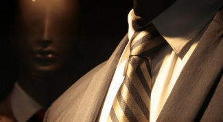 Как завязывать галстук: разные способы
