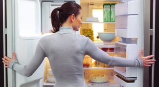 How to get rid of smell in refrigerator