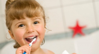 Когда у детей выпадают молочные зубы