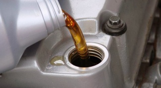Как выбирать моторное масло