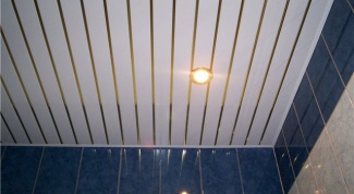 Как установить потолок в ванной