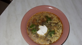 Готовим суп из маринованных огурцов с гречкой