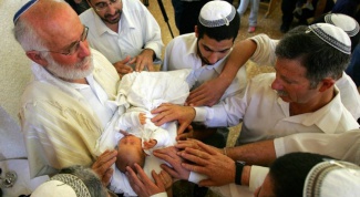 How and why Jews are circumcised