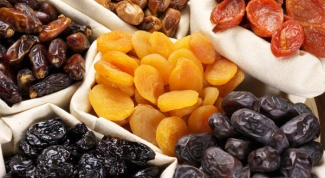 Can a nursing mom eat dried fruit