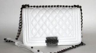 Сколько стоит настоящая сумка Chanel