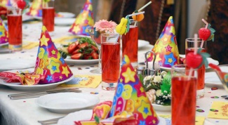 How to decorate table for birthday child: interesting ideas