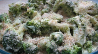 Запеченная брокколи со сливками