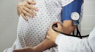 Why pregnant women are increasingly put on the saving to the hospital