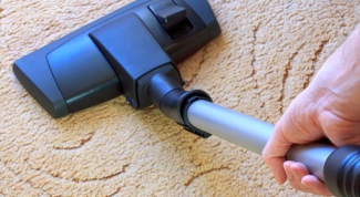 How to clean a synthetic carpet in home 