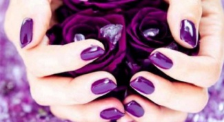 Дизайн ногтей: фиолетовый маникюр