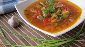Грибной суп с красной фасолью