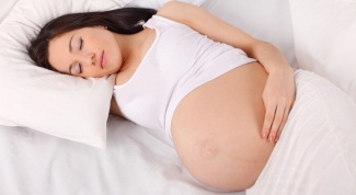 Сколько часов нужно спать при беременности