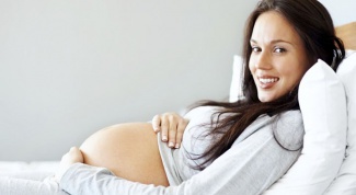 Как располагается матка при беременности