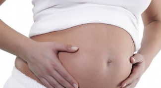 Когда женщина должна при беременности пройти первый раз УЗИ