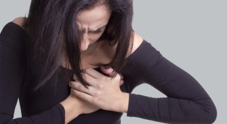 Пронзающие боли в груди: причины