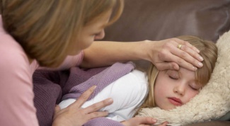 How to cope with a fever in a child
