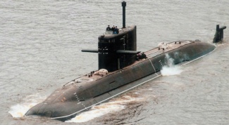 Как называлась первая подводная лодка Российского флота