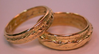 Золотые обручальные кольца: как выбрать