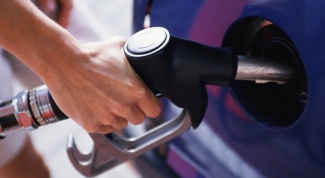 Какие критерии могут влиять на расход топлива в автомобиле