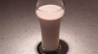 Молоко с йодом - самые распространенные заблуждения о пользе напитка